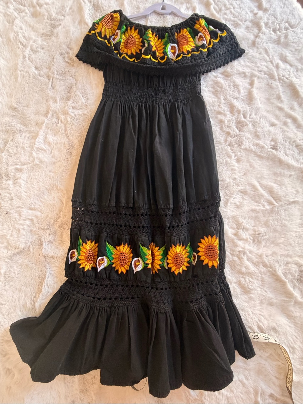 Black Girls Off-Shoulder Sunflower Embroidered Dress